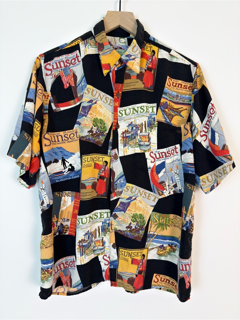 Reyn Spooner Hawaiian Shirt Sunset Print Black Rayon M